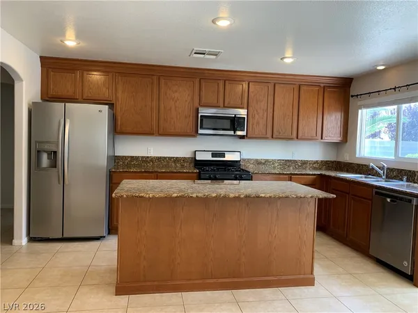 $3,100 | 294 Powerbilt Avenue, Las Vegas, NV 89148