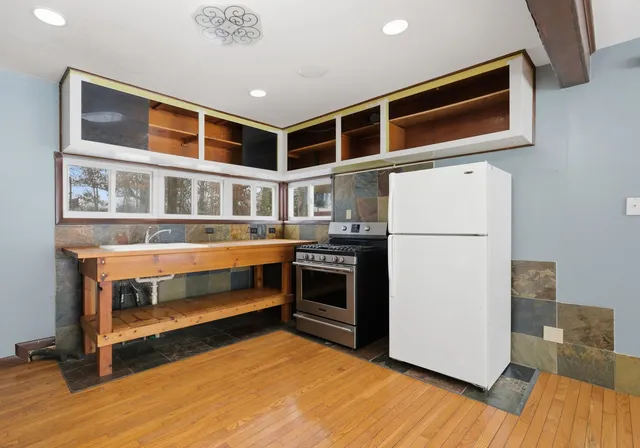 $155,000 | 22939 Sherman Road, Steger, IL 60475