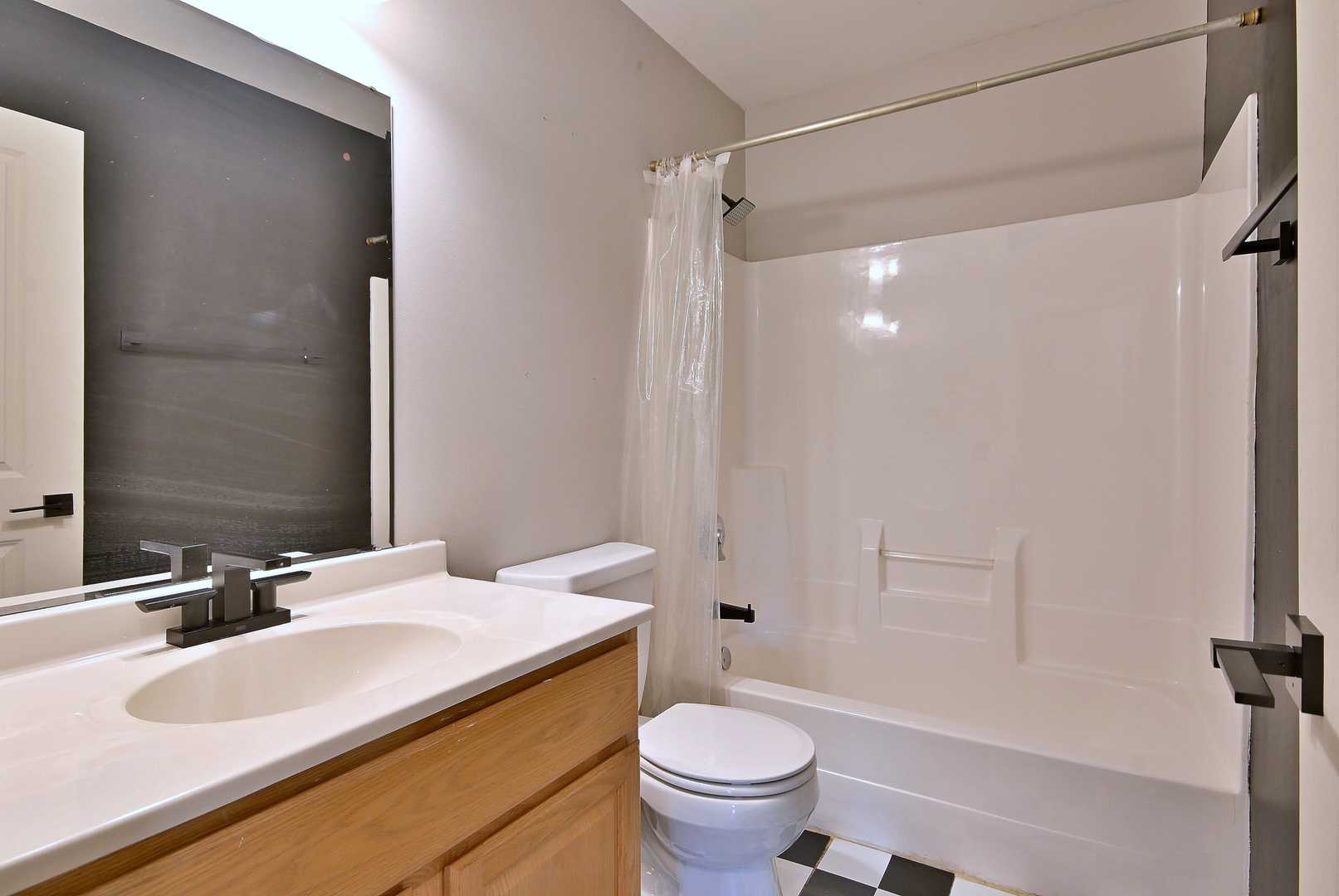 506 East Rennesoy Drive Newark, IL 60541 - Photo 22 of 37