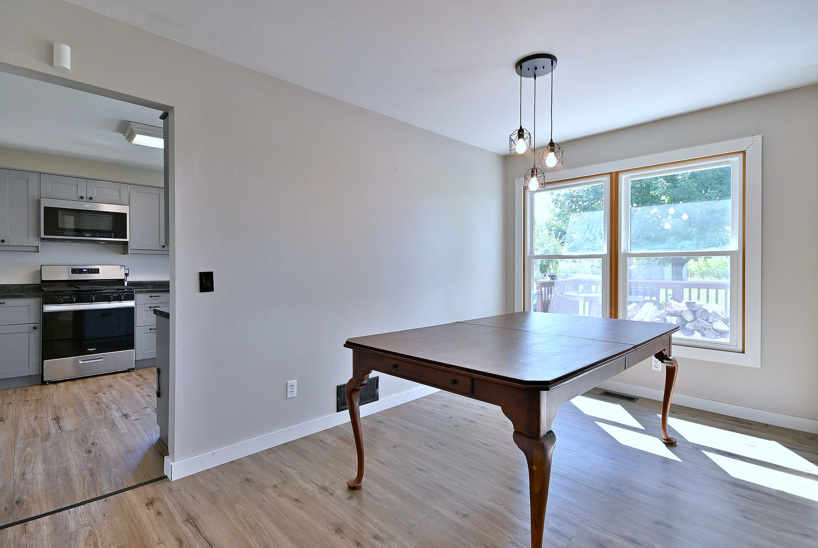 506 East Rennesoy Drive Newark, IL 60541 - Photo 9 of 37