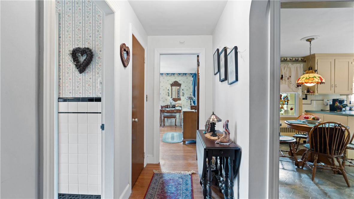 14 Barnes Street Smithfield, RI 02828 - Photo 22 of 44
