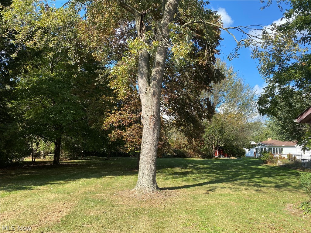 1075 Munroe Falls Kent Road Kent, OH 44240 - Photo 14 of 18 Gallery Image 14