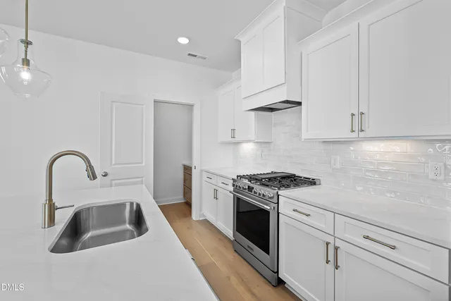 $326,701 | 8915 Kennebec Crossing Drive, Unit 59, Angier, NC 27501