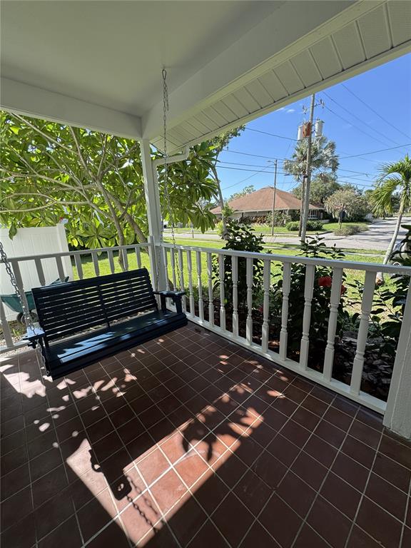 217 South Spring Boulevard Tarpon Springs, FL 34689 - Photo 17 of 21 Gallery Image 17