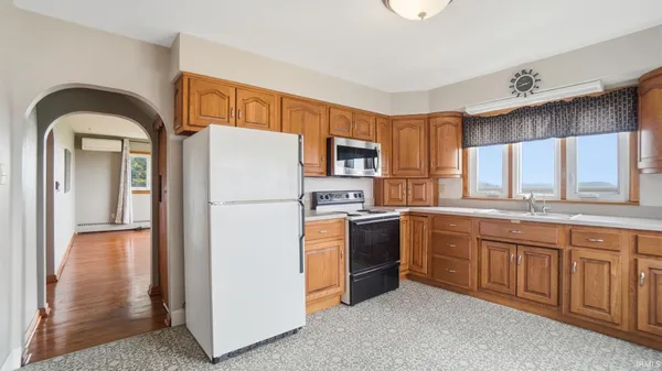 $215,000 | 8370 North 300 West, Markle, IN 46770