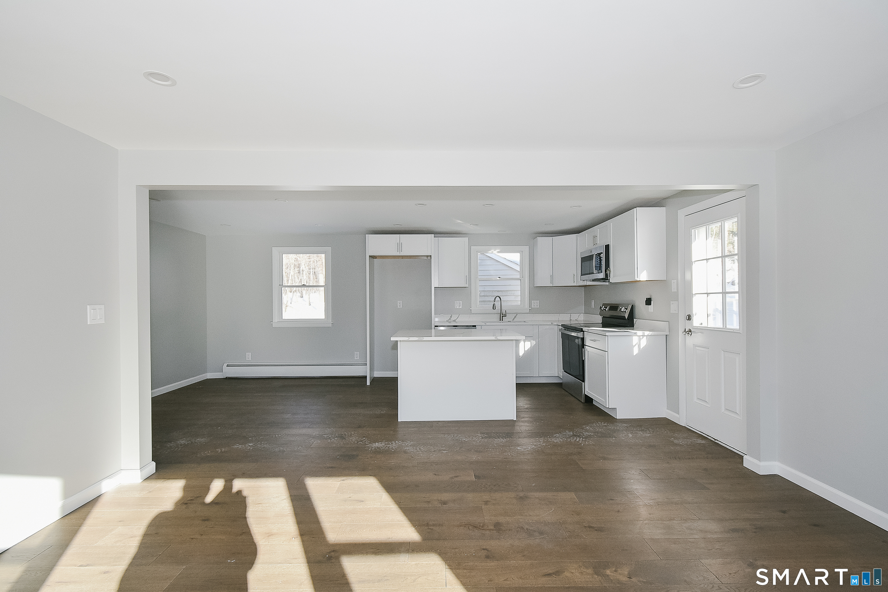 279 Mark Drive Coventry, CT 06238 - Photo 2 of 22