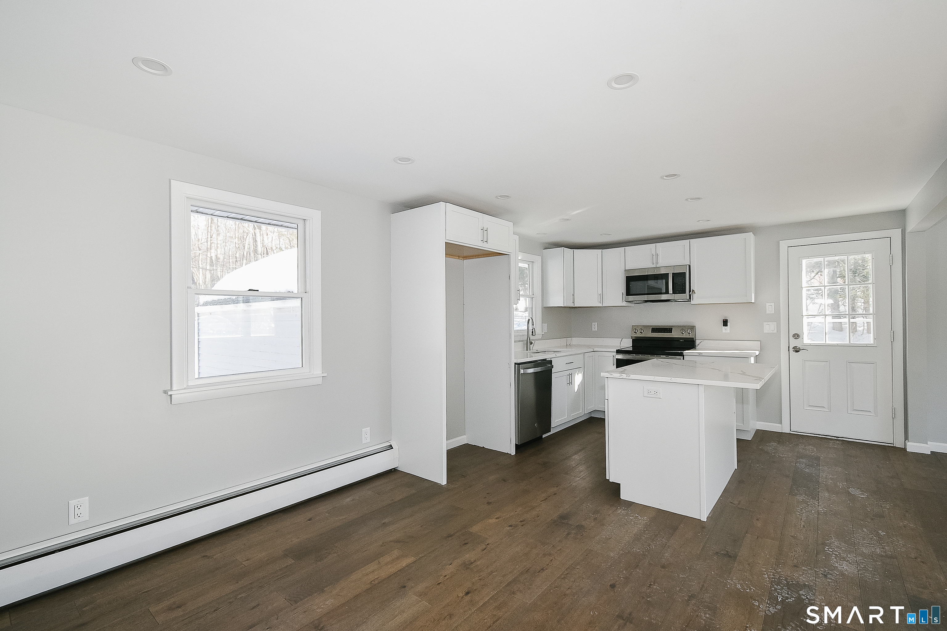 279 Mark Drive Coventry, CT 06238 - Photo 4 of 22