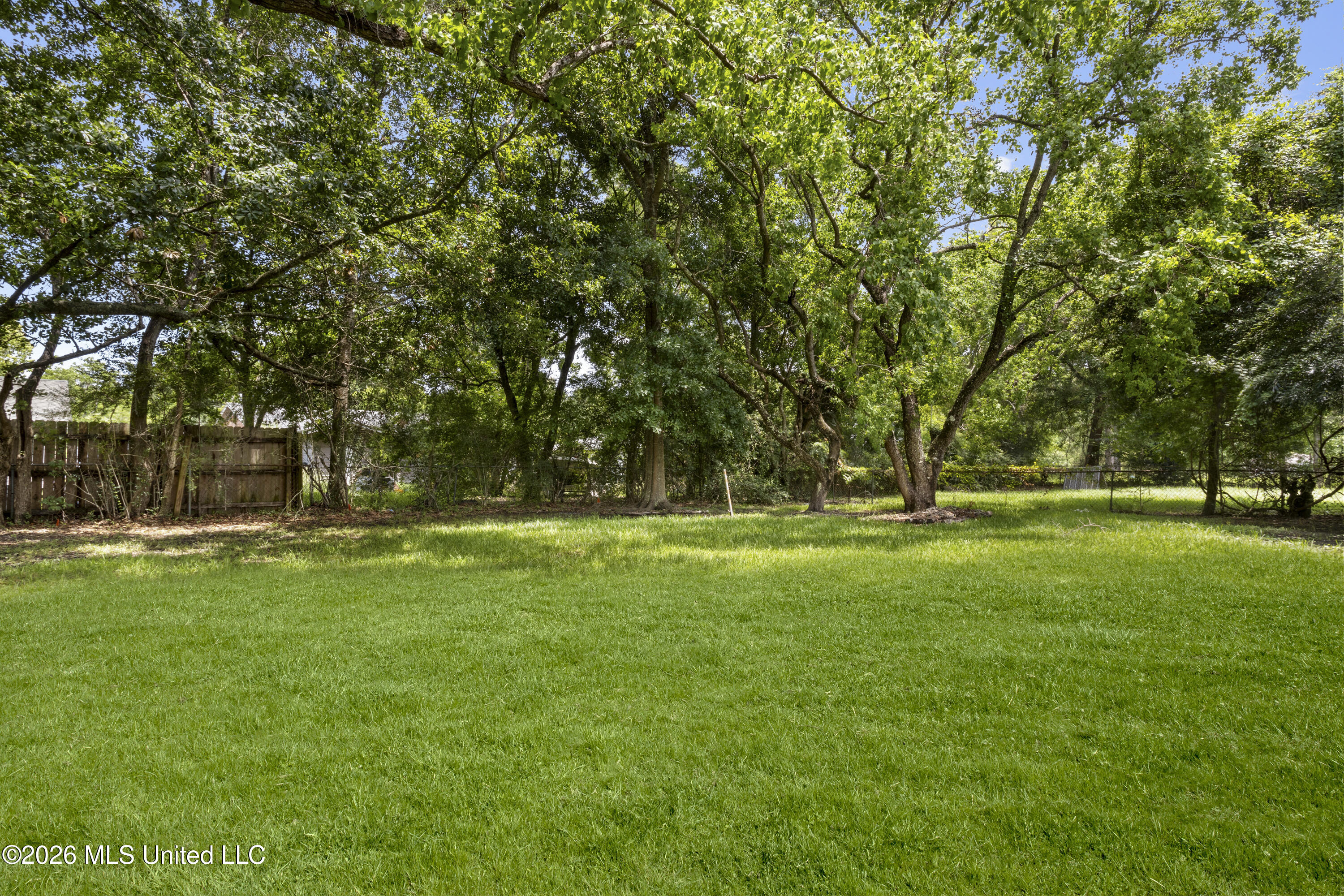 2124 Chestwood Road Gautier, MS 39553 - Photo 17 of 17 00017