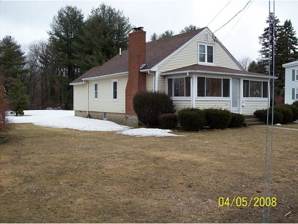 153 Wakefield Street Rochester, NH 03867 - Photo 1 of 1
