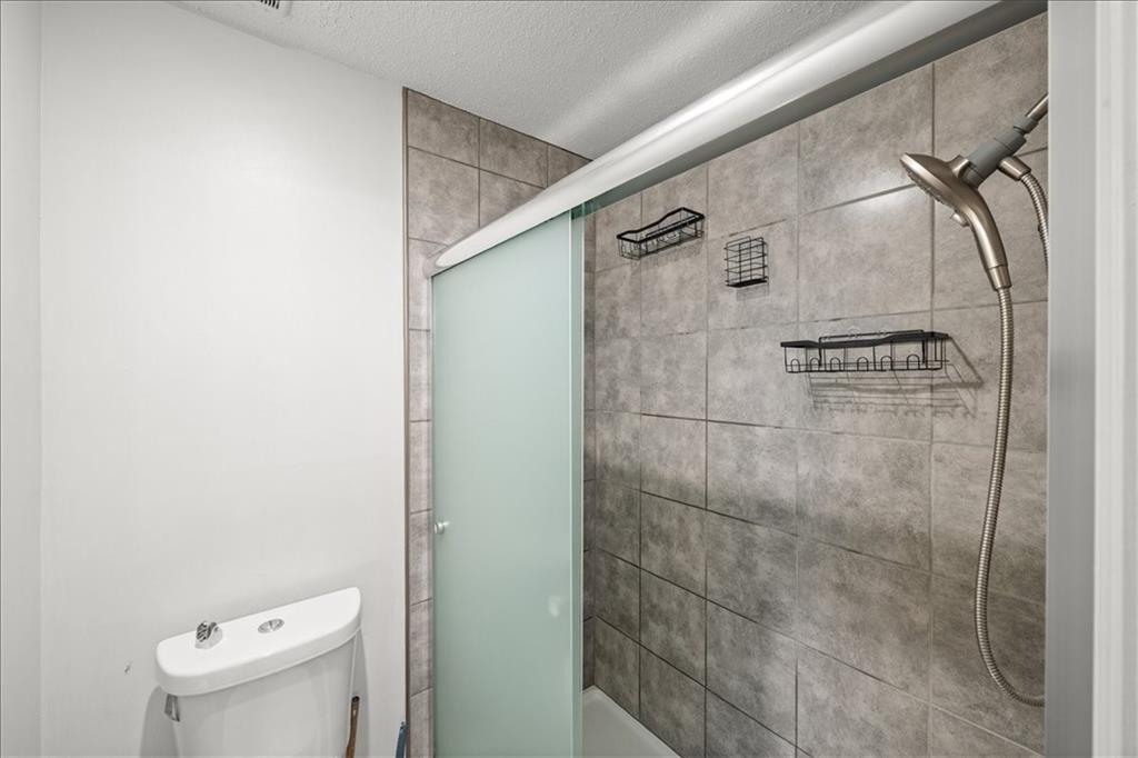 11110 Nieman Road, Unit 101 Overland Park, KS 66210 - Photo 11 of 19