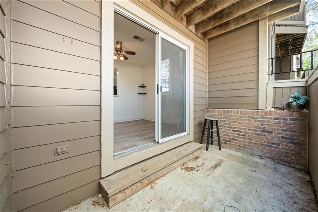 11110 Nieman Road, Unit 101 Overland Park, KS 66210 - Photo 16 of 19