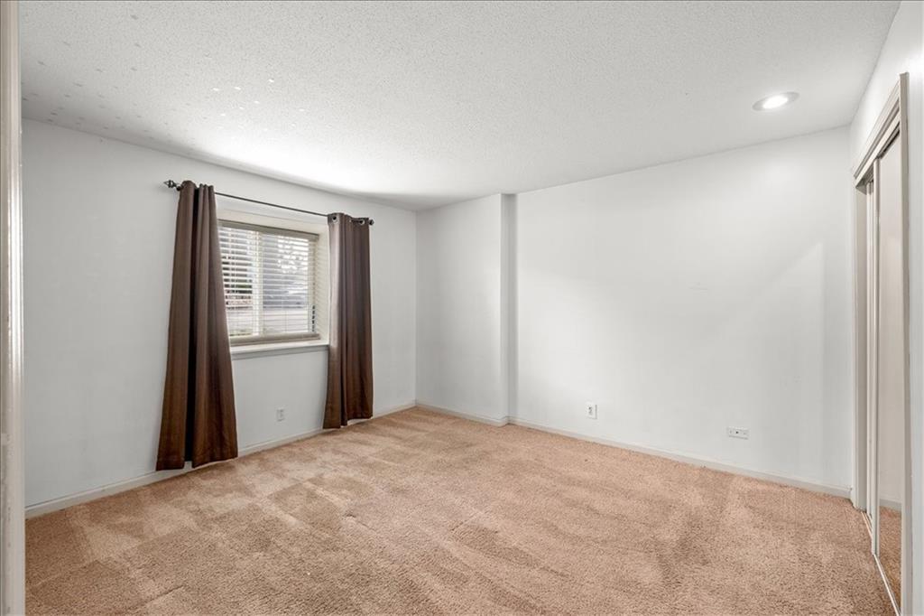 11110 Nieman Road, Unit 101 Overland Park, KS 66210 - Photo 7 of 19