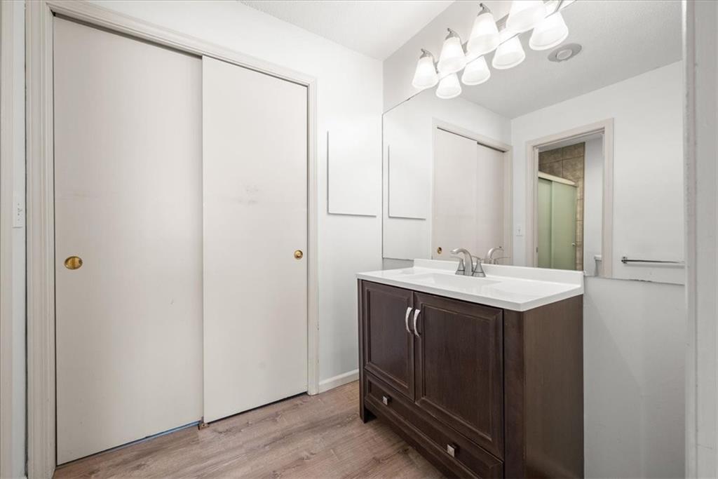 11110 Nieman Road, Unit 101 Overland Park, KS 66210 - Photo 10 of 19