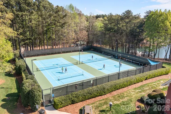 $1,079,000 | 4210 Crepe Ridge Drive, Denver, NC 28037