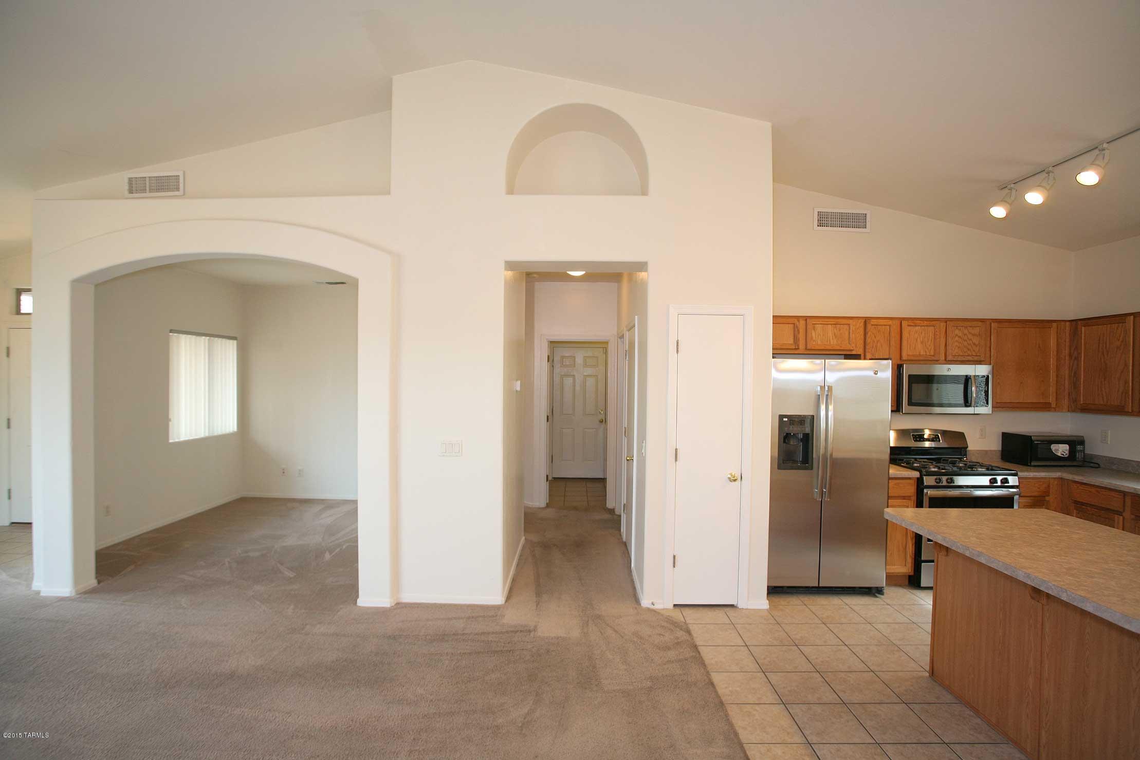 60489 East Black Crest Loop Tucson, AZ 85739 - Photo 6 of 29