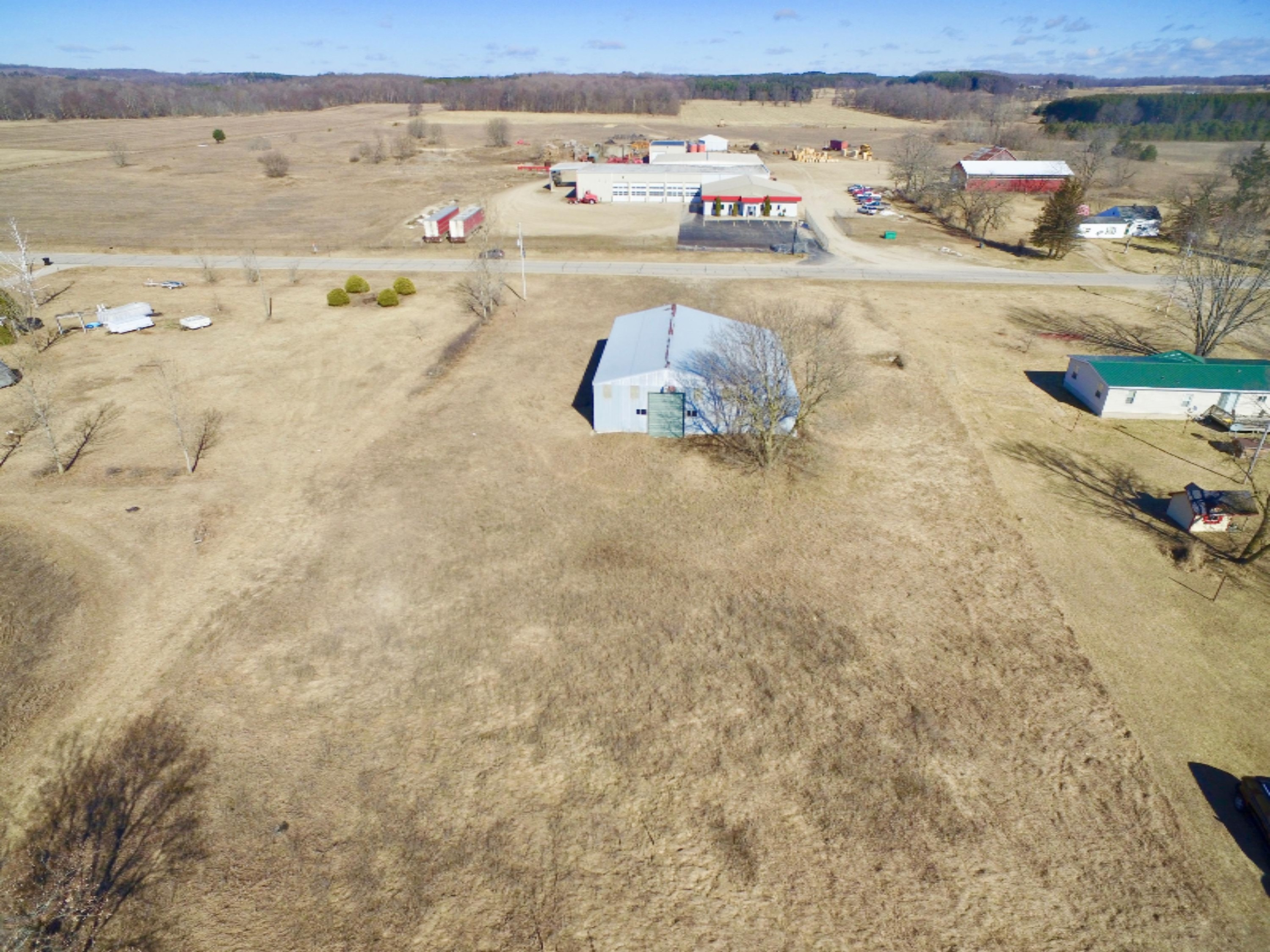 21367 Meceola Road Paris, MI 49338 - Photo 3 of 7 DJI_0044