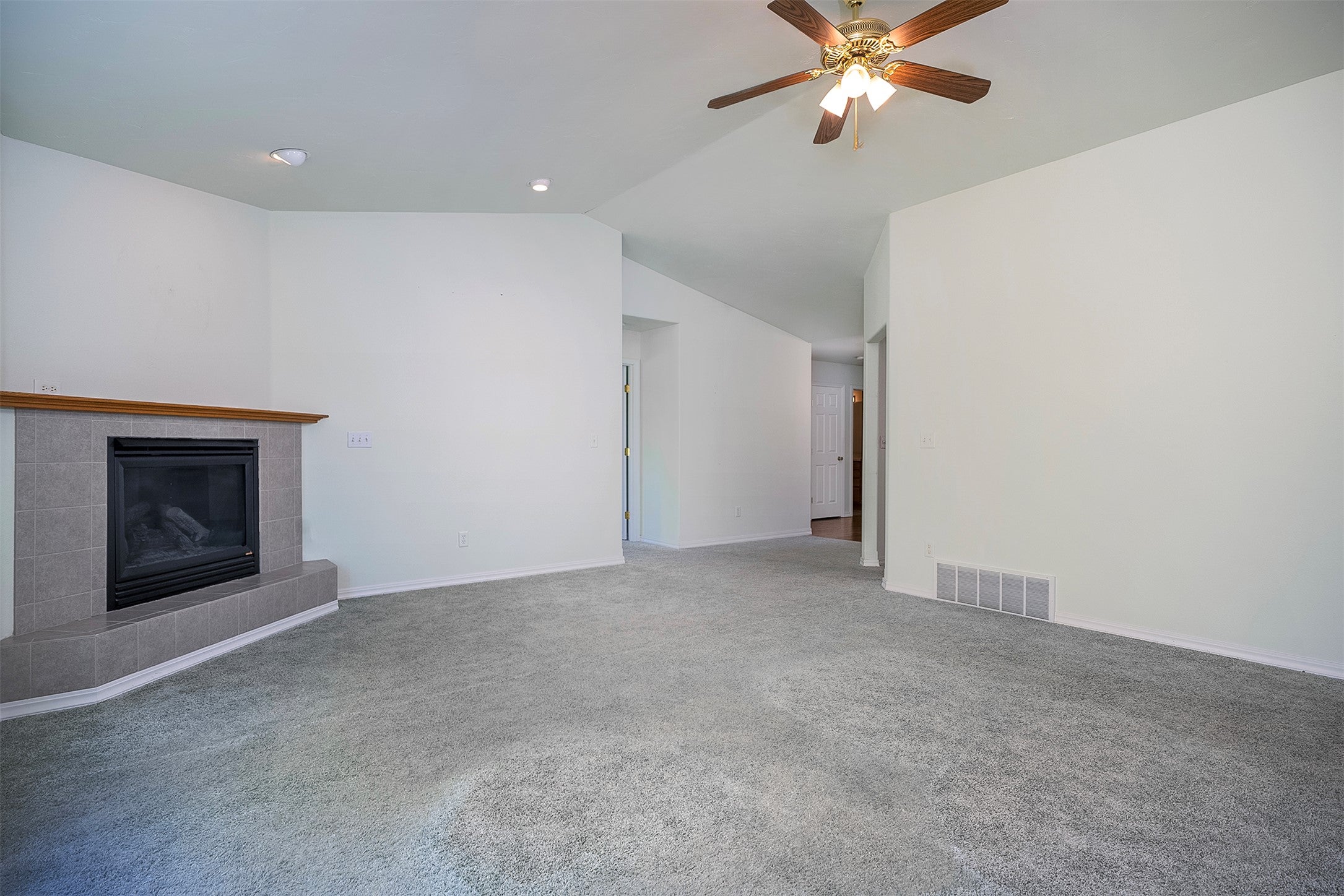 219 Commons Way Kalispell, MT 59901 - Photo 6 of 48 Gallery Image 6