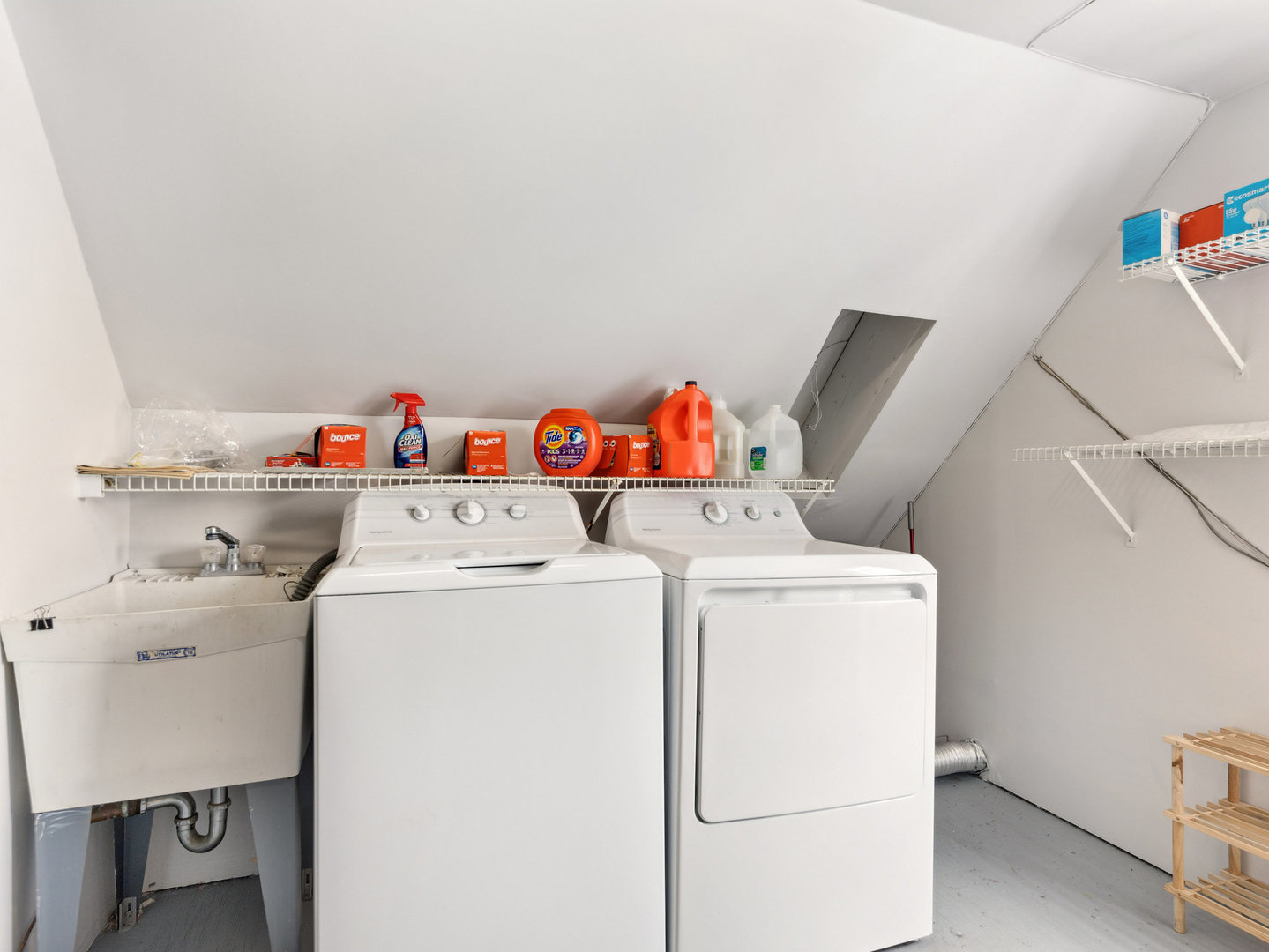 3034 North Seminary Avenue, Unit 2 Chicago, IL 60657 - Photo 22 of 26 a utility room with dryer and washer