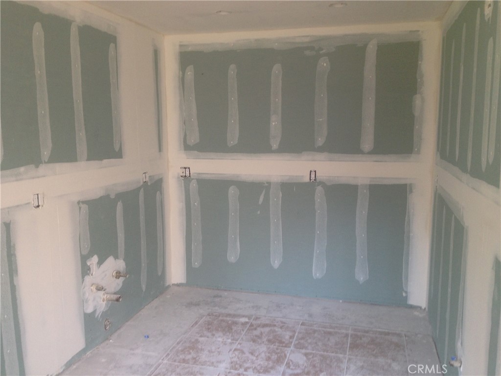 28 Paradise Valley North Carson, CA 90745 - Photo 4 of 17 a view of wooden door