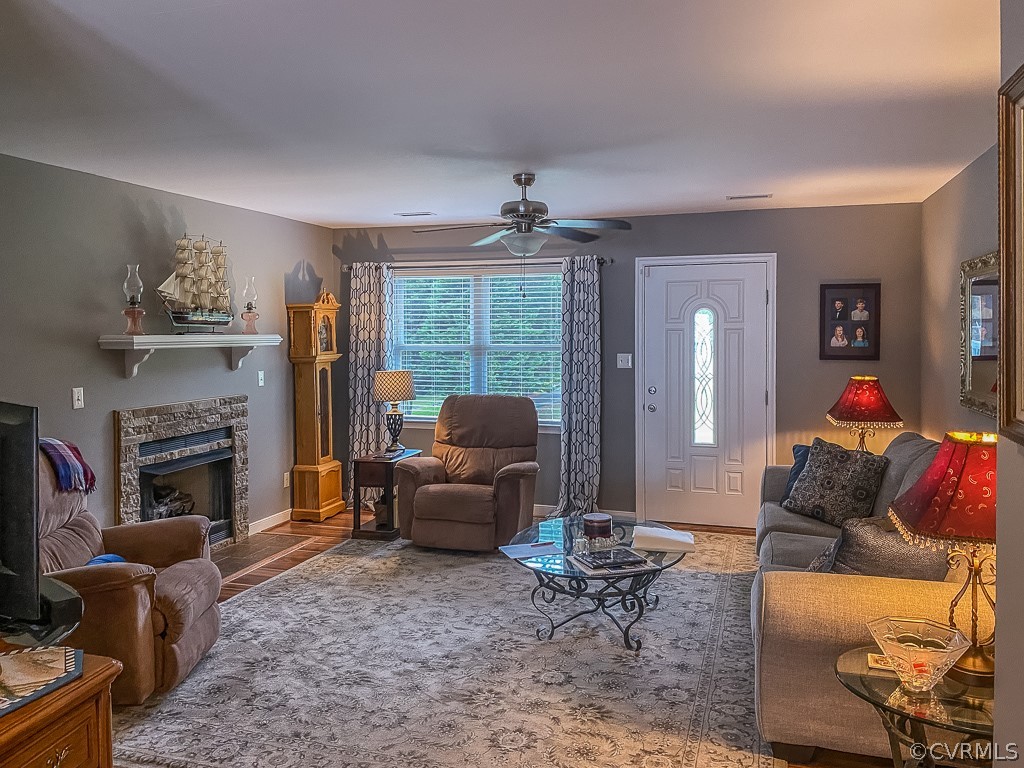 24331 Pear Orchard Road Moseley, VA 23120 - Photo 2 of 11 Gallery Image 2