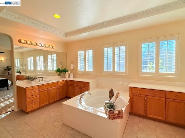 $888,888 | 3329 Lair Way, Antioch, CA 94531