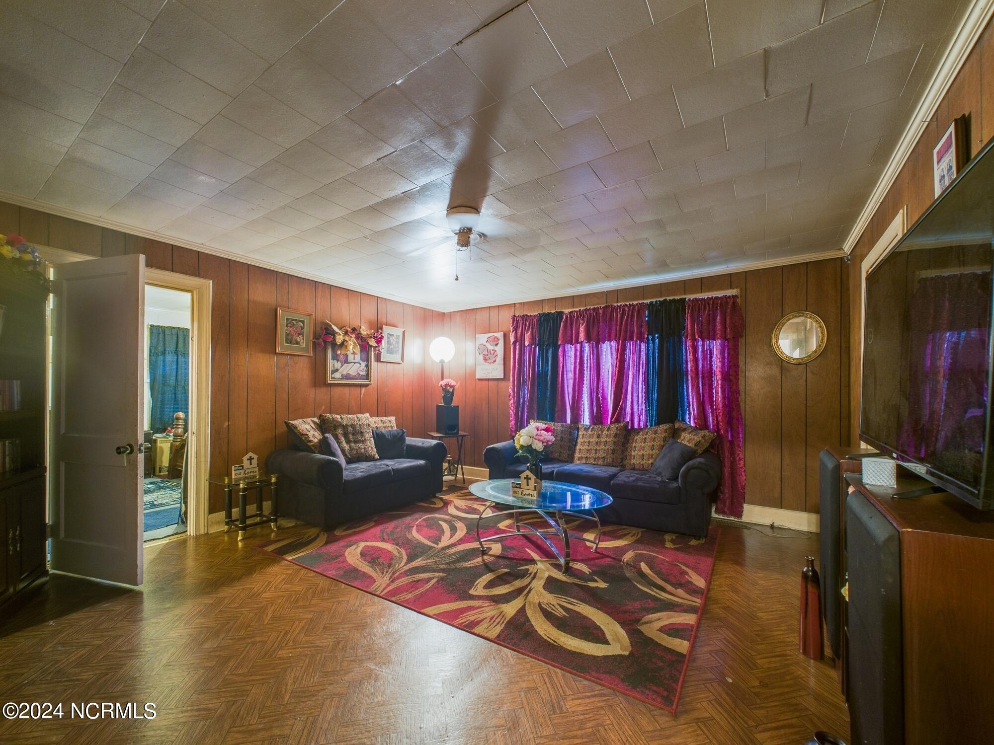 209 South Springfield Road Rocky Mount, NC 27801 - Photo 3 of 16 Living Room