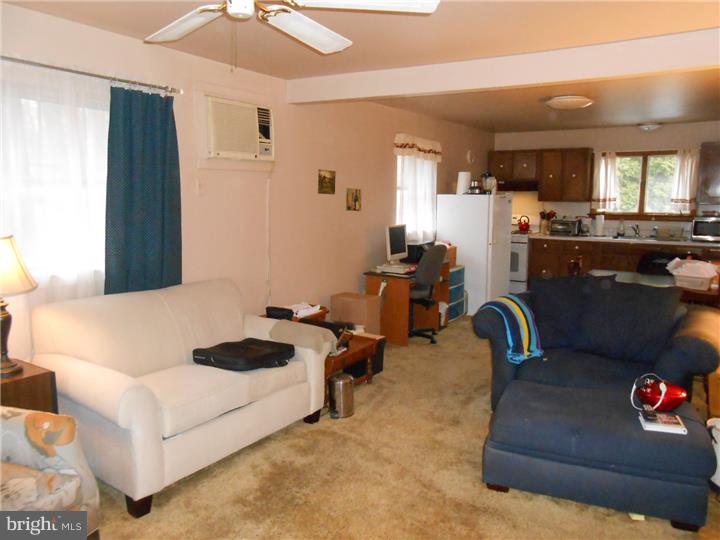 651 South York Road Hatboro, PA 19040 - Photo 23 of 25 In-law Suite