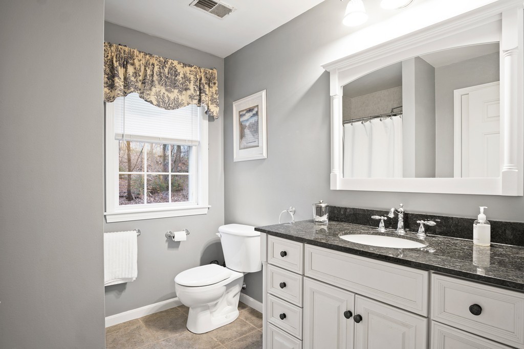 2 Draper Woods Road Sturbridge, MA 01518 - Photo 13 of 30