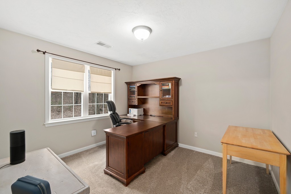 2 Draper Woods Road Sturbridge, MA 01518 - Photo 18 of 30
