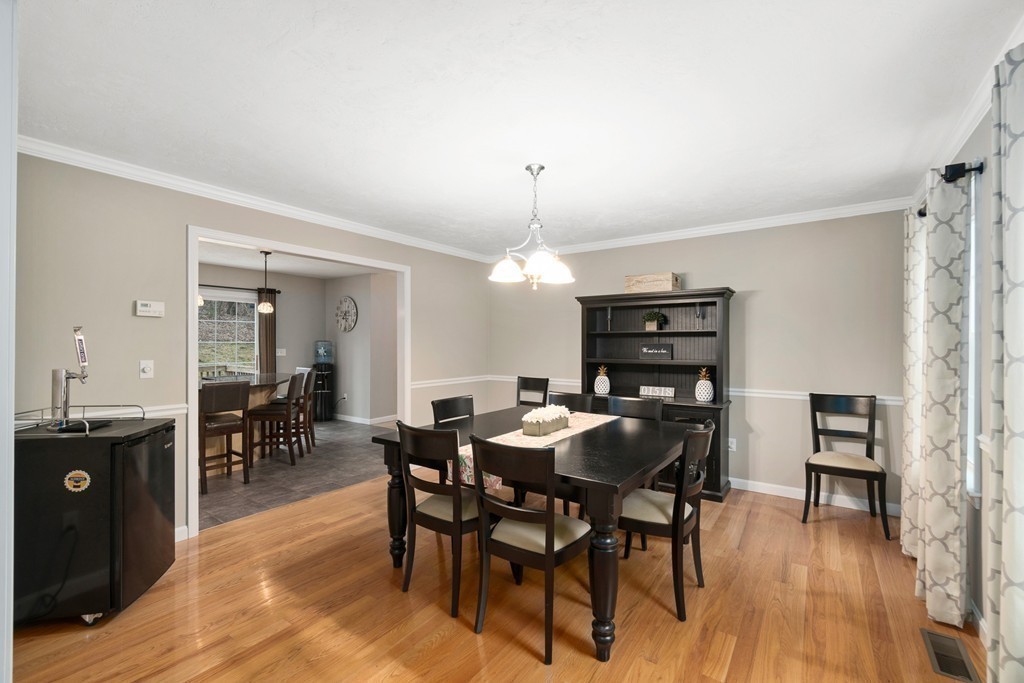 2 Draper Woods Road Sturbridge, MA 01518 - Photo 7 of 30