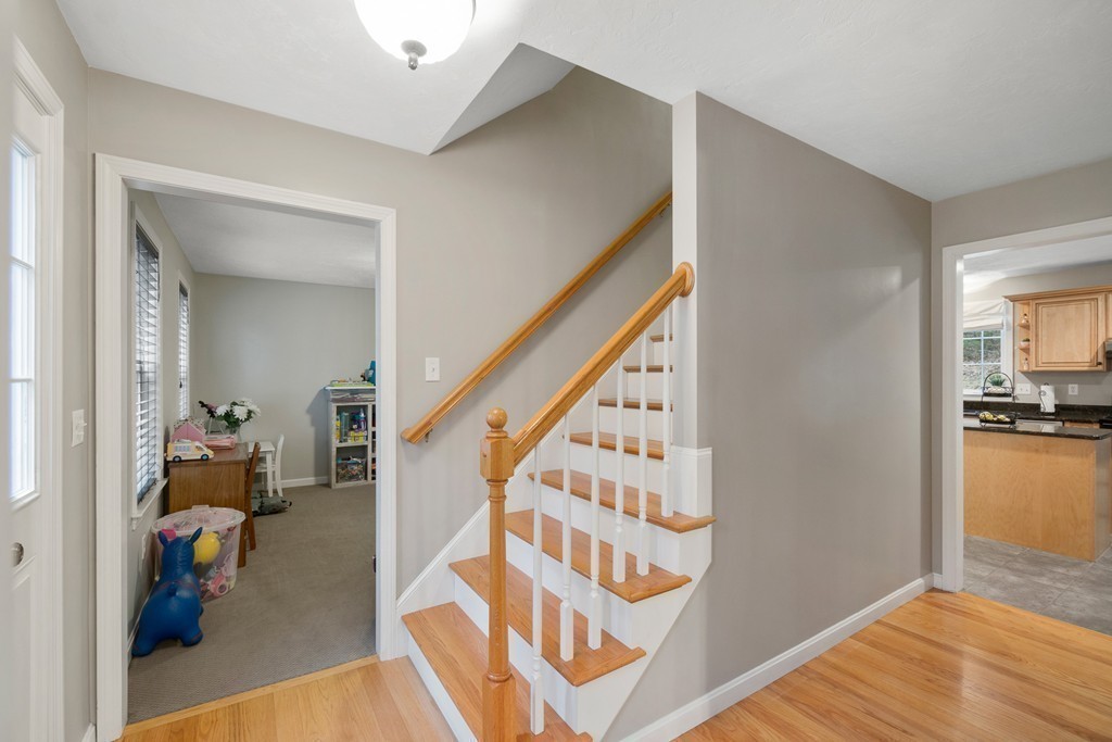 2 Draper Woods Road Sturbridge, MA 01518 - Photo 10 of 30