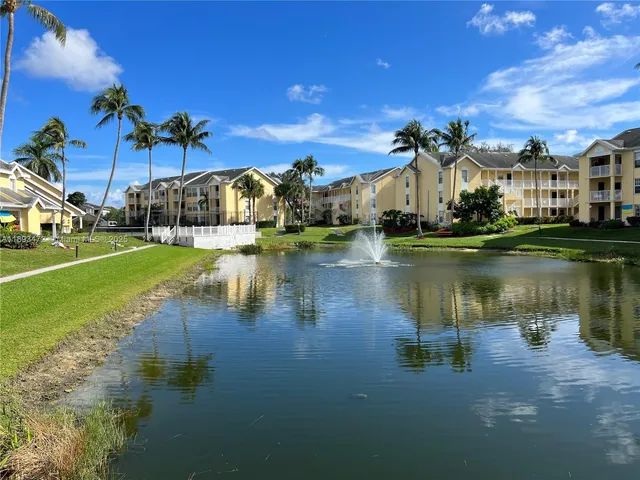 $1,800 | 6292 La Costa Drive, Unit K, Boca Raton, FL 33433