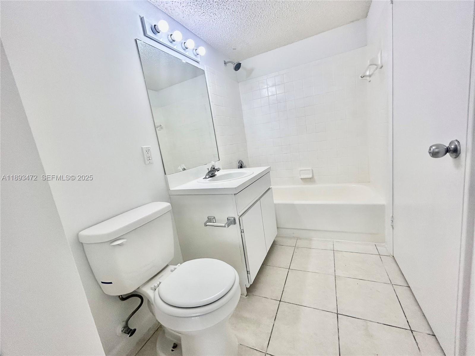 6292 La Costa Drive, Unit K Boca Raton, FL 33433 - Photo 7 of 49