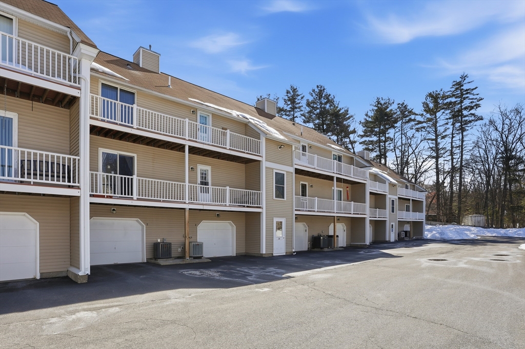 425 Main Street, Unit 20D Hudson, MA 01749 - Photo 7 of 33