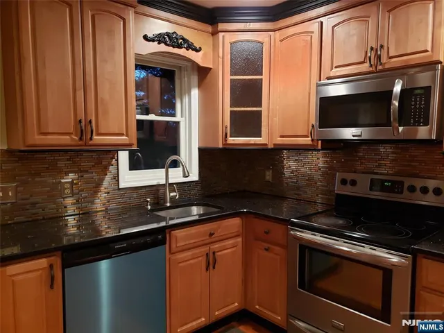 $1,995 | 49 Harrison Road, Unit 2, Riverdale, NJ 07457