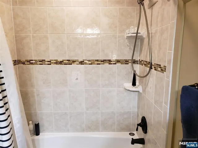 $1,995 | 49 Harrison Road, Unit 2, Riverdale, NJ 07457