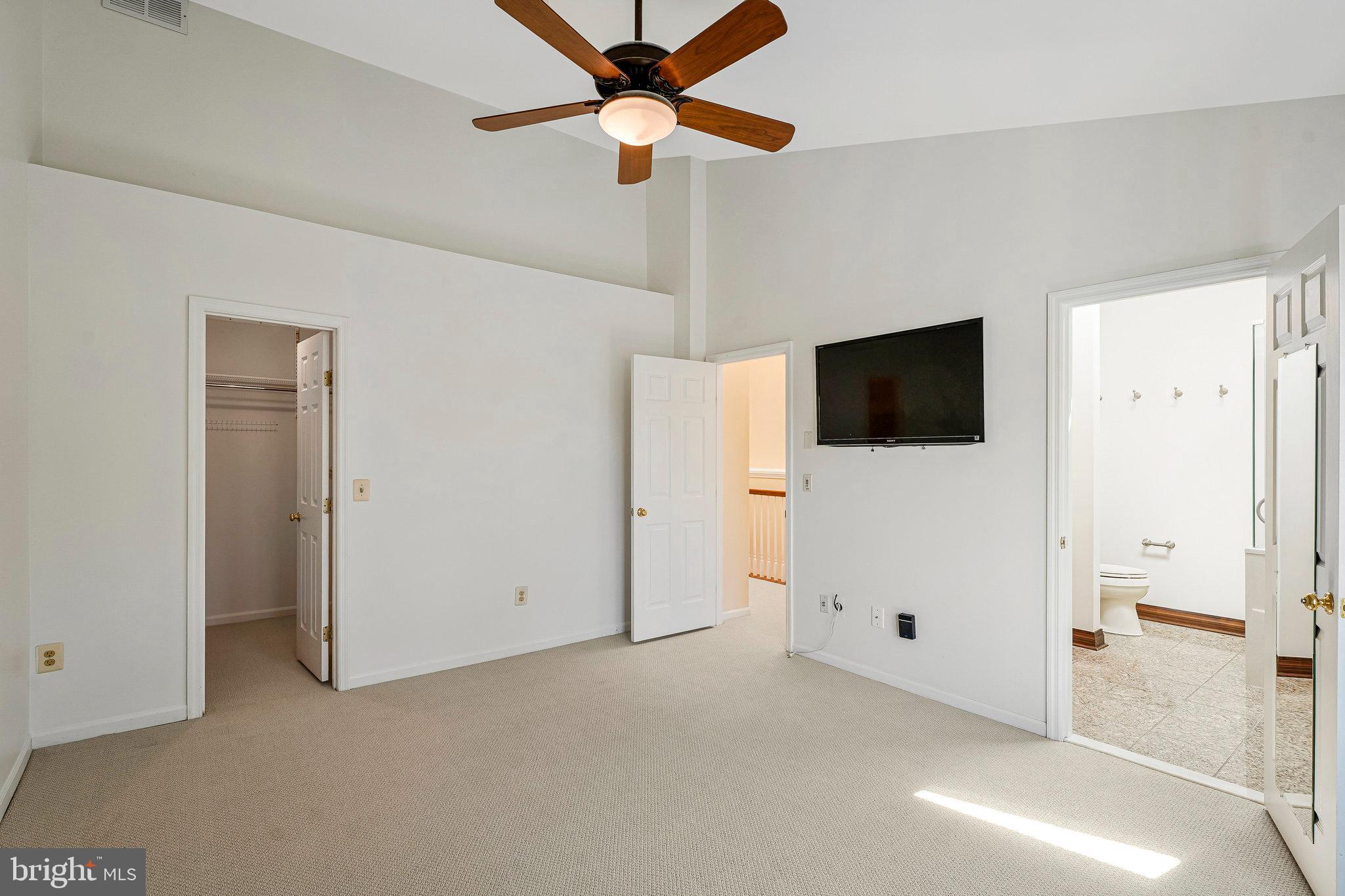 6556 Antrican Drive Springfield, VA 22150 - Photo 25 of 36 a view of a livingroom with an empty space