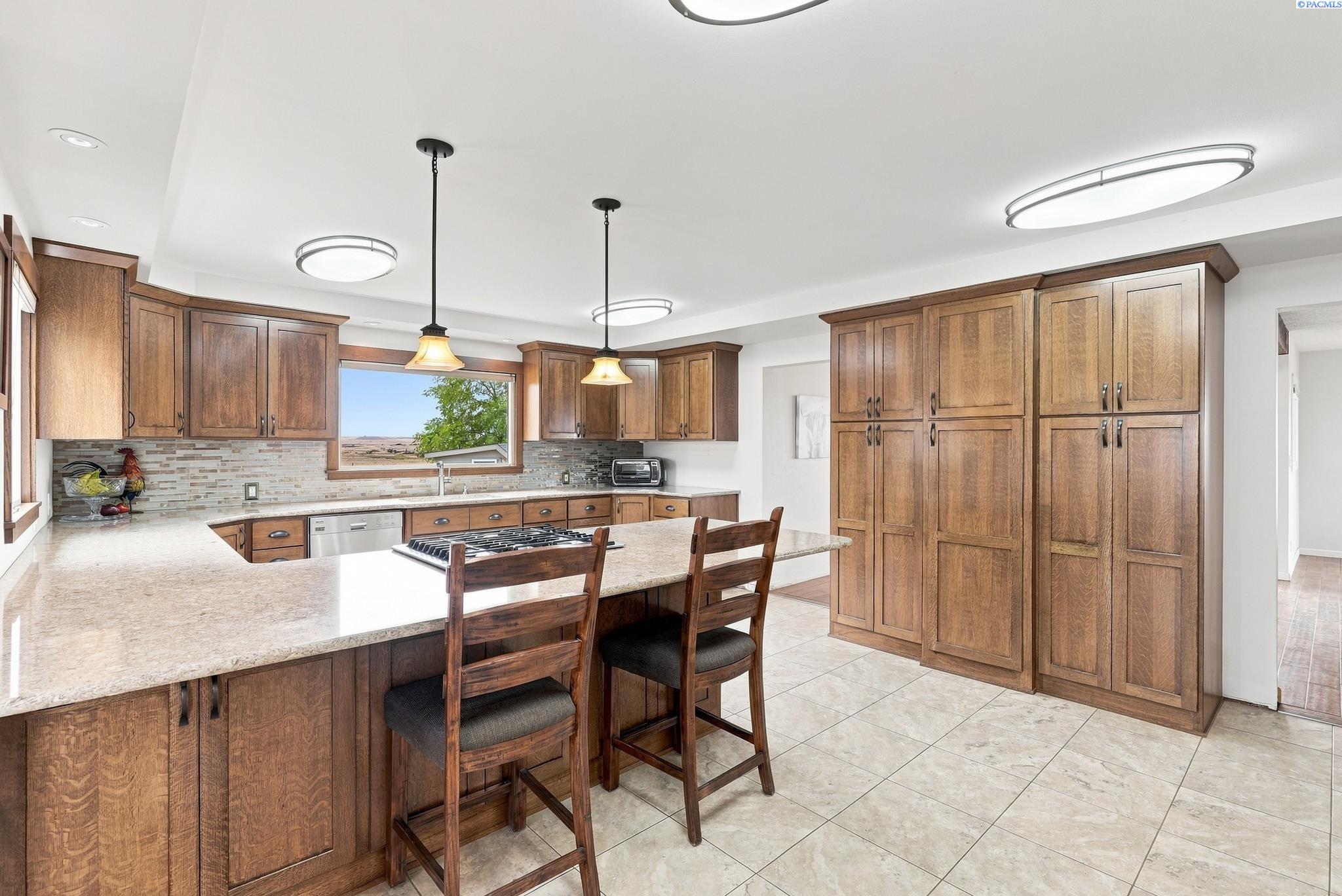 202 Glorfield Road St. John, WA 99171 - Photo 4 of 50 Gallery Image 4
