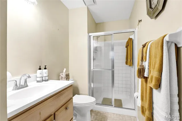 $230,000 | 3110 Autumn Shores Drive, Maryland Heights, MO 63043