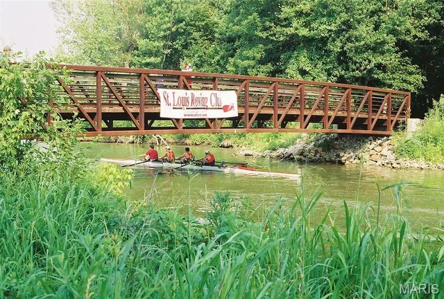 $230,000 | 3110 Autumn Shores Drive, Maryland Heights, MO 63043