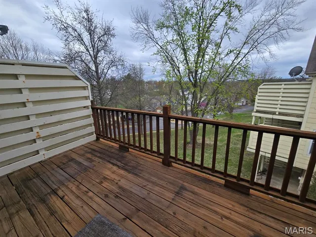 $230,000 | 3110 Autumn Shores Drive, Maryland Heights, MO 63043