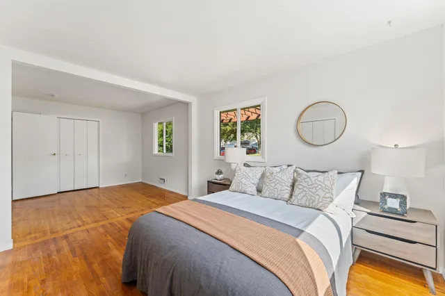 $379,900 | 1607 East 87th Street, Bloomington, MN 55425