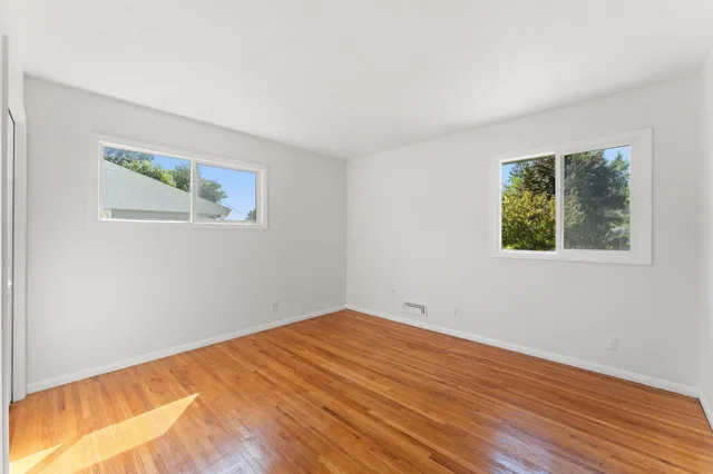 $379,900 | 1607 East 87th Street, Bloomington, MN 55425