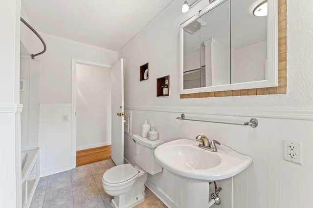 $379,900 | 1607 East 87th Street, Bloomington, MN 55425