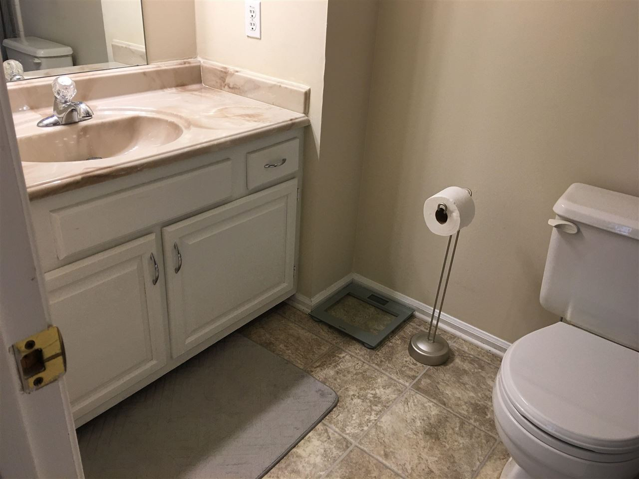 2420 Mapleton Lane Raleigh, NC 27613 - Photo 8 of 20 Photo 8