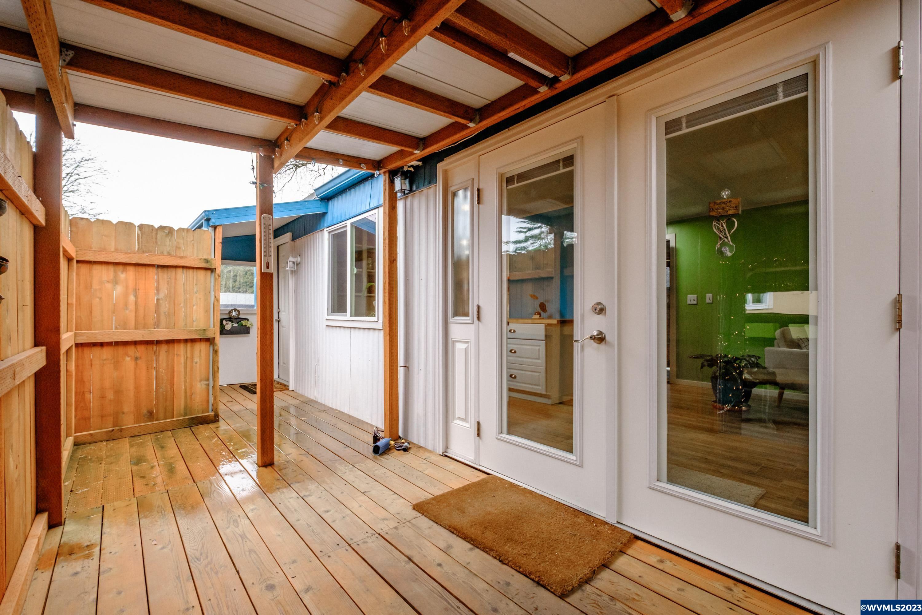 4915 Swegle Road Northeast, Unit 47 Salem, OR 97301 - Photo 6 of 36 a view of outdoor space