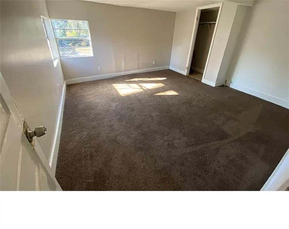 1127 Metropolitan Parkway Southwest Atlanta, GA 30310 - Photo 8 of 23 view of a room with window