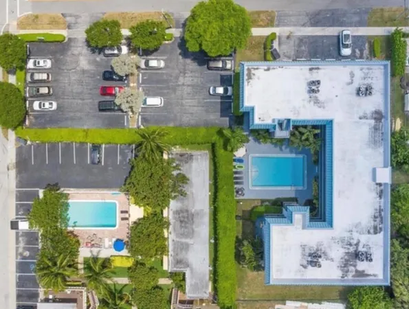 $3,250 | 1975 Southeast 3rd Street, Deerfield Beach, FL 33441