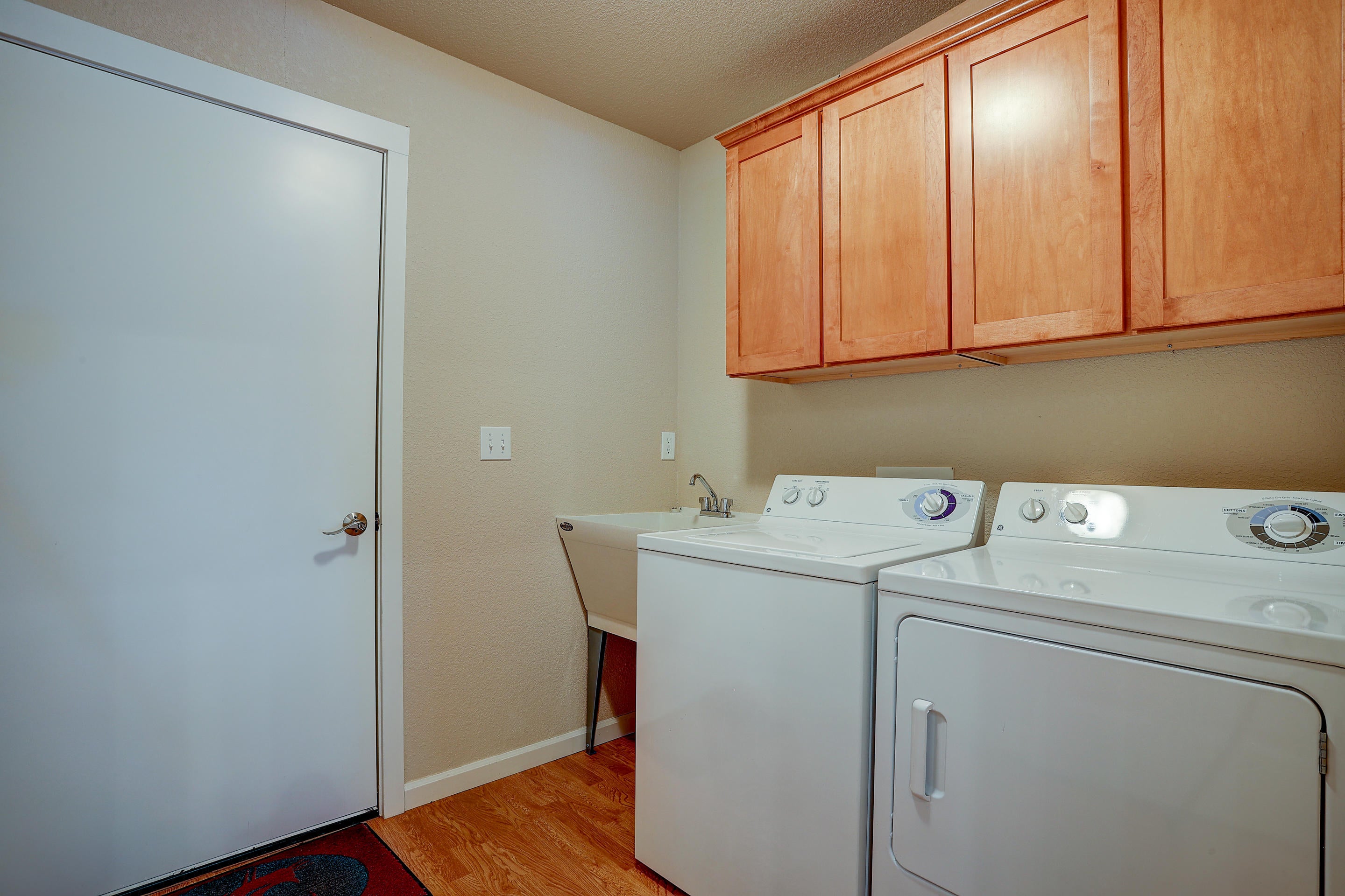 16917 Downey Road Bend, OR 97707 - Photo 15 of 22 15