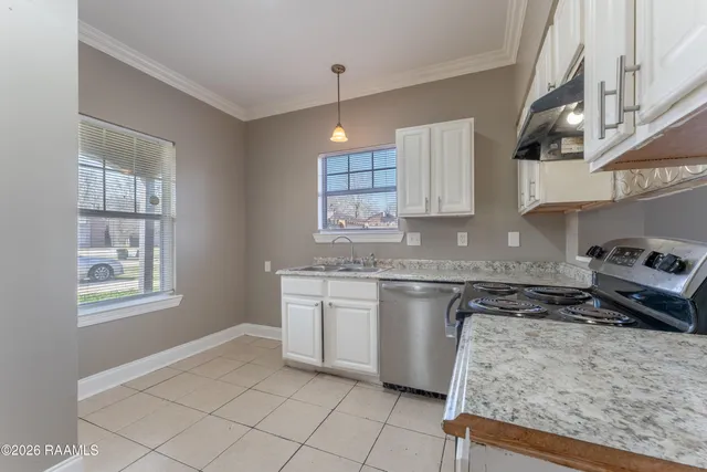 $1,395 | 1651 Clear Lake Avenue, Baton Rouge, LA 70808